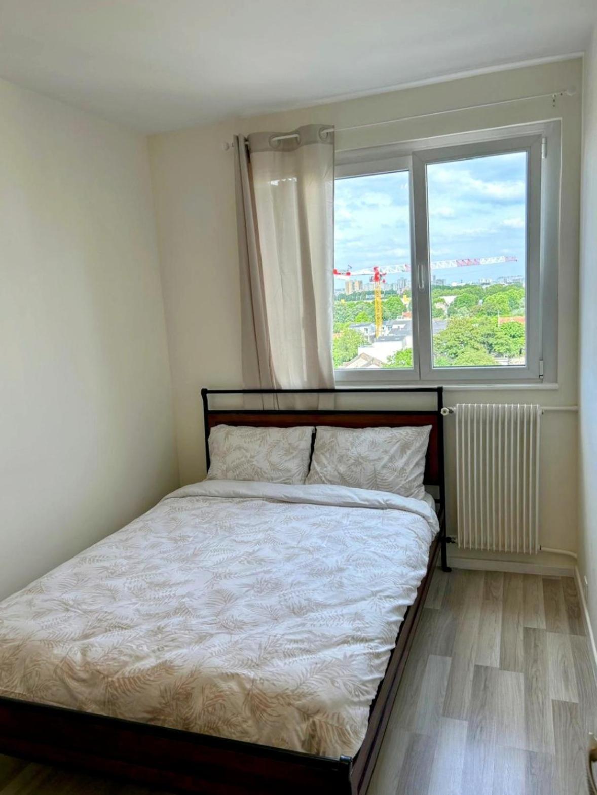 Charmant B&B Espace Et Confort Villeneuve-la-Garenne Dış mekan fotoğraf